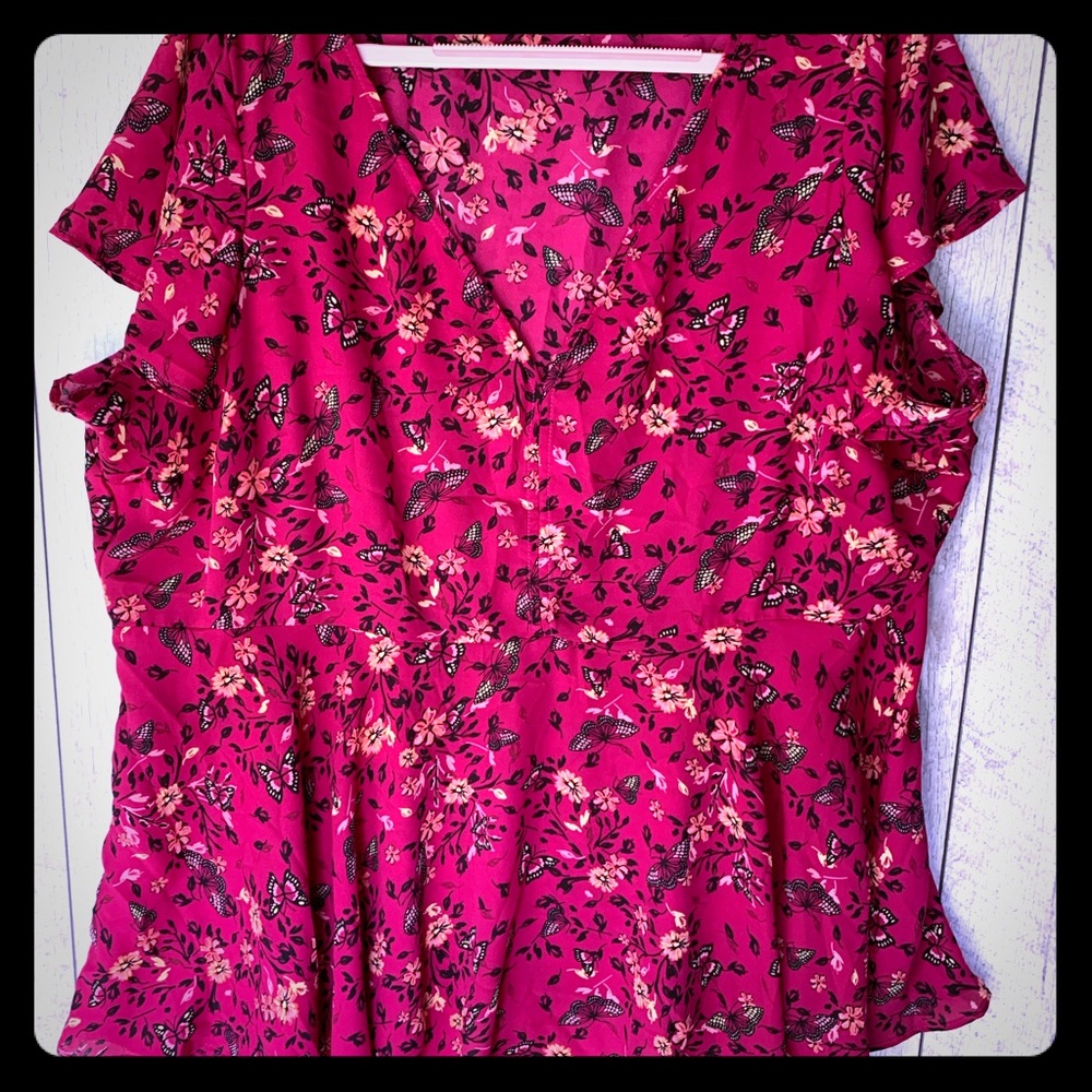 Torrid pink flutter sleeve butterfly print top